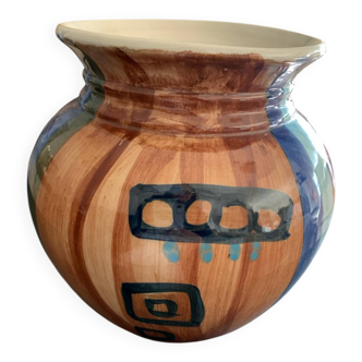 Ceramic vase