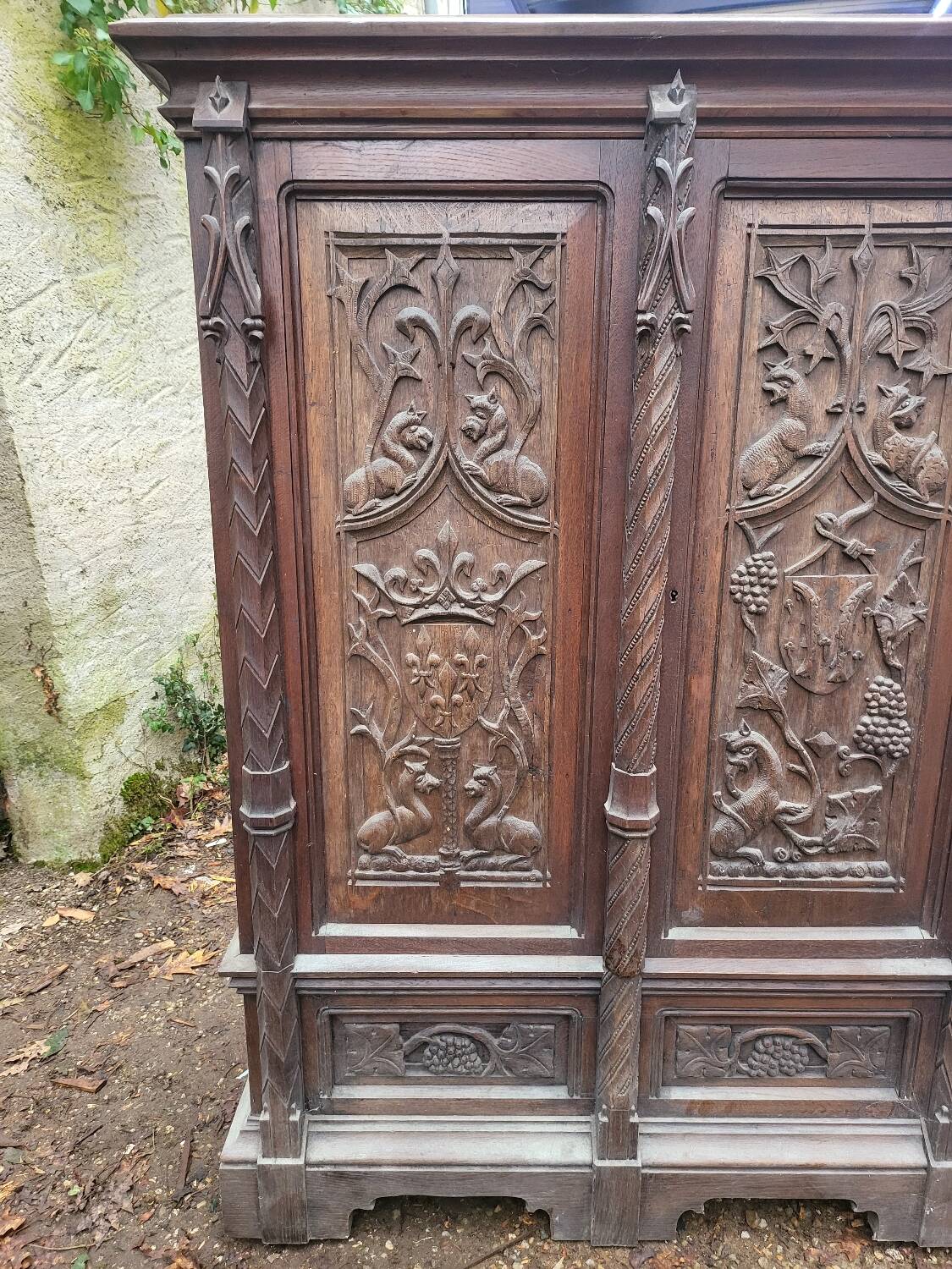 Large buffet / carved oak wardrobe – Neo-Gothic decor –