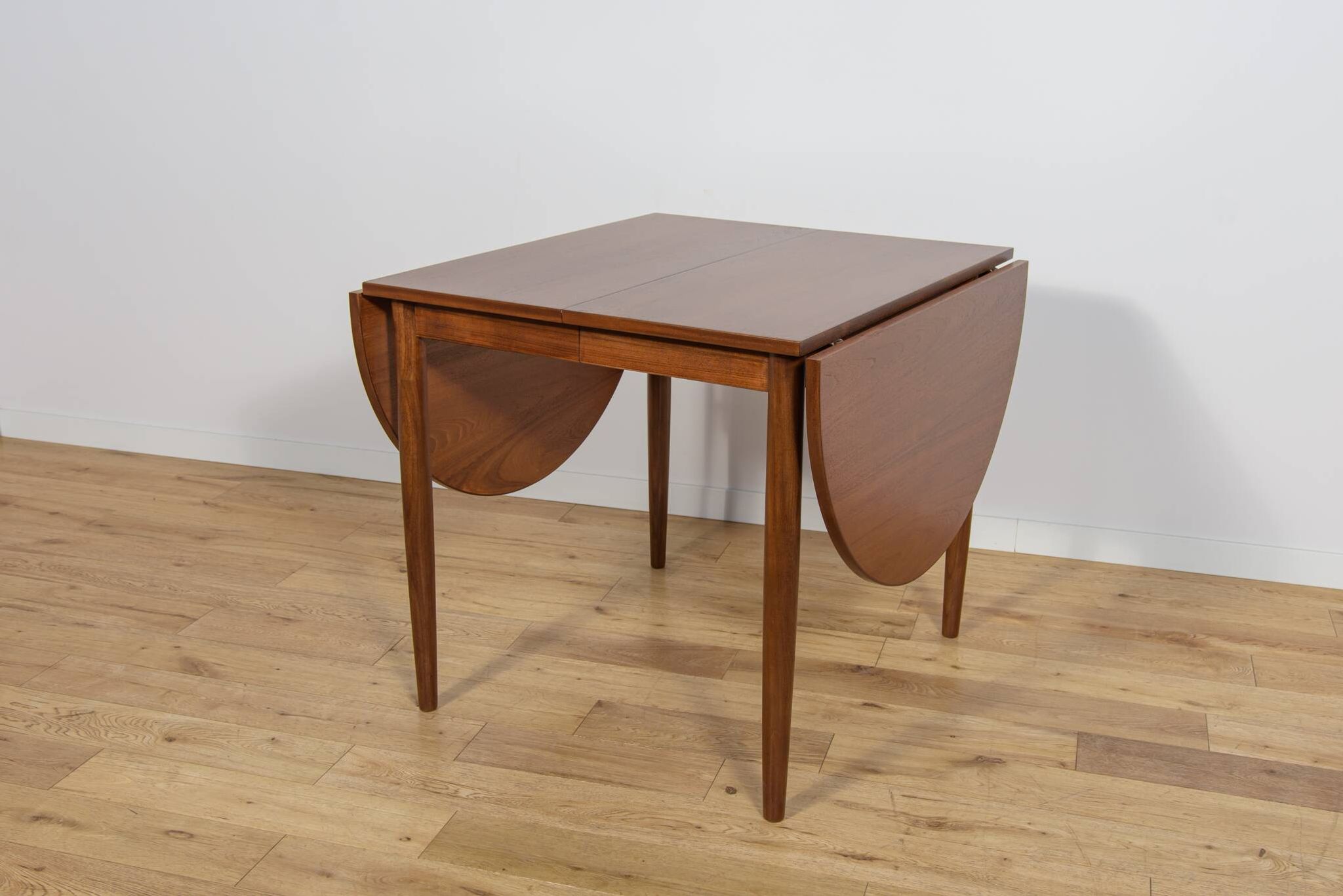 Table à manger extensible en teck et palissandre des années 1960, Danemark.