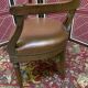 Fauteuil de bureau vintage en bois et cuir marron clouté