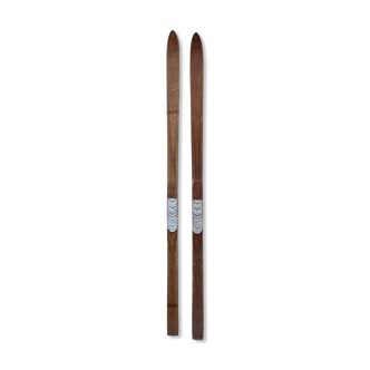 Ancienne paire de skis Canada