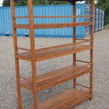 Shelf in solid teak