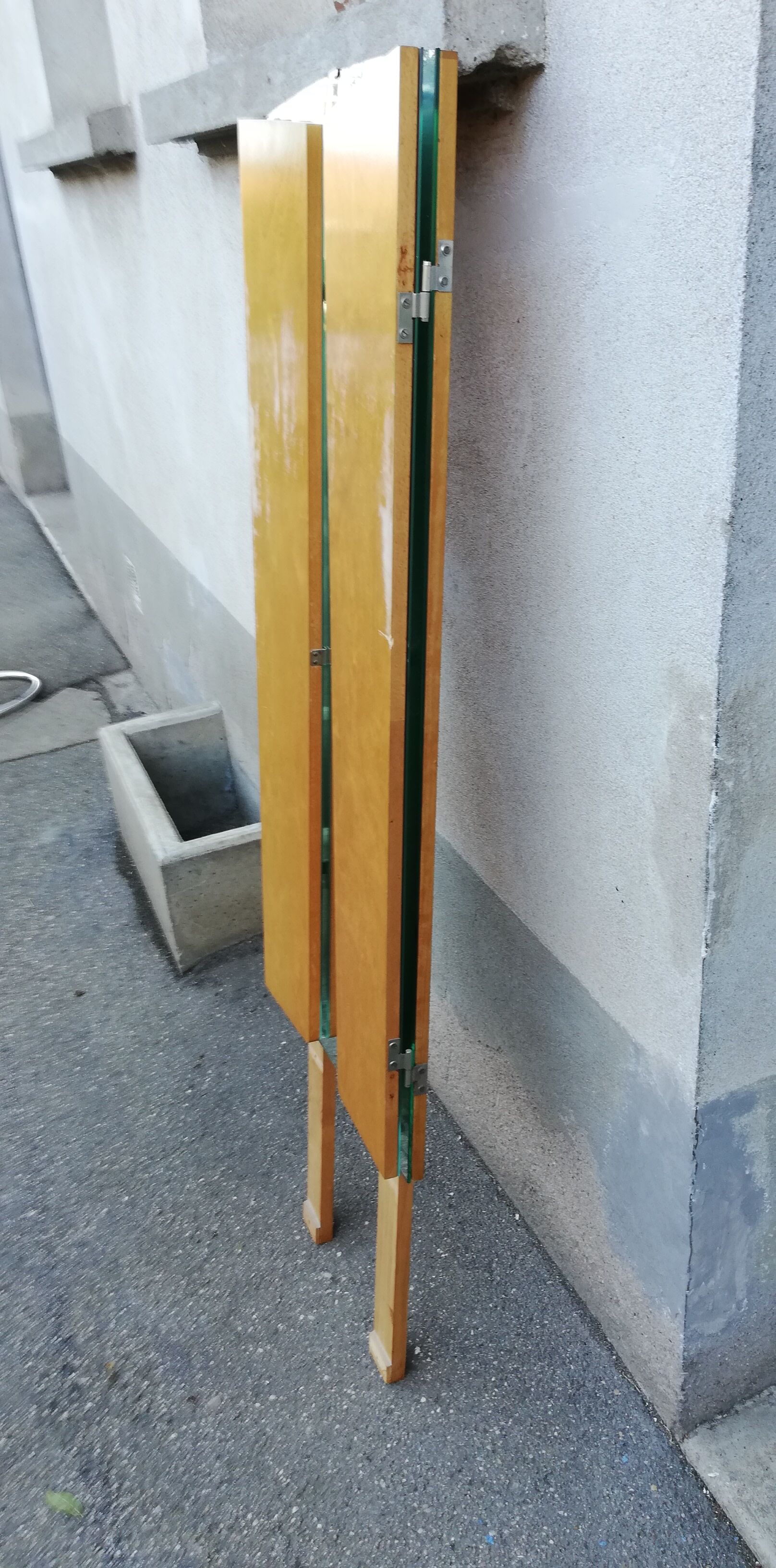 Vintage triptych mirror