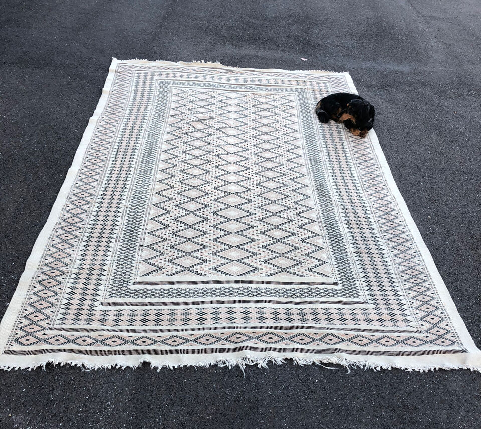 Large kilim vintage in the soft tones  205x320cm