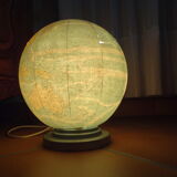 Perrina 1950 glass globe