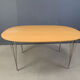 Table superellipse par Bruno Mathsson et Piet Hein pour Fritz Hansen