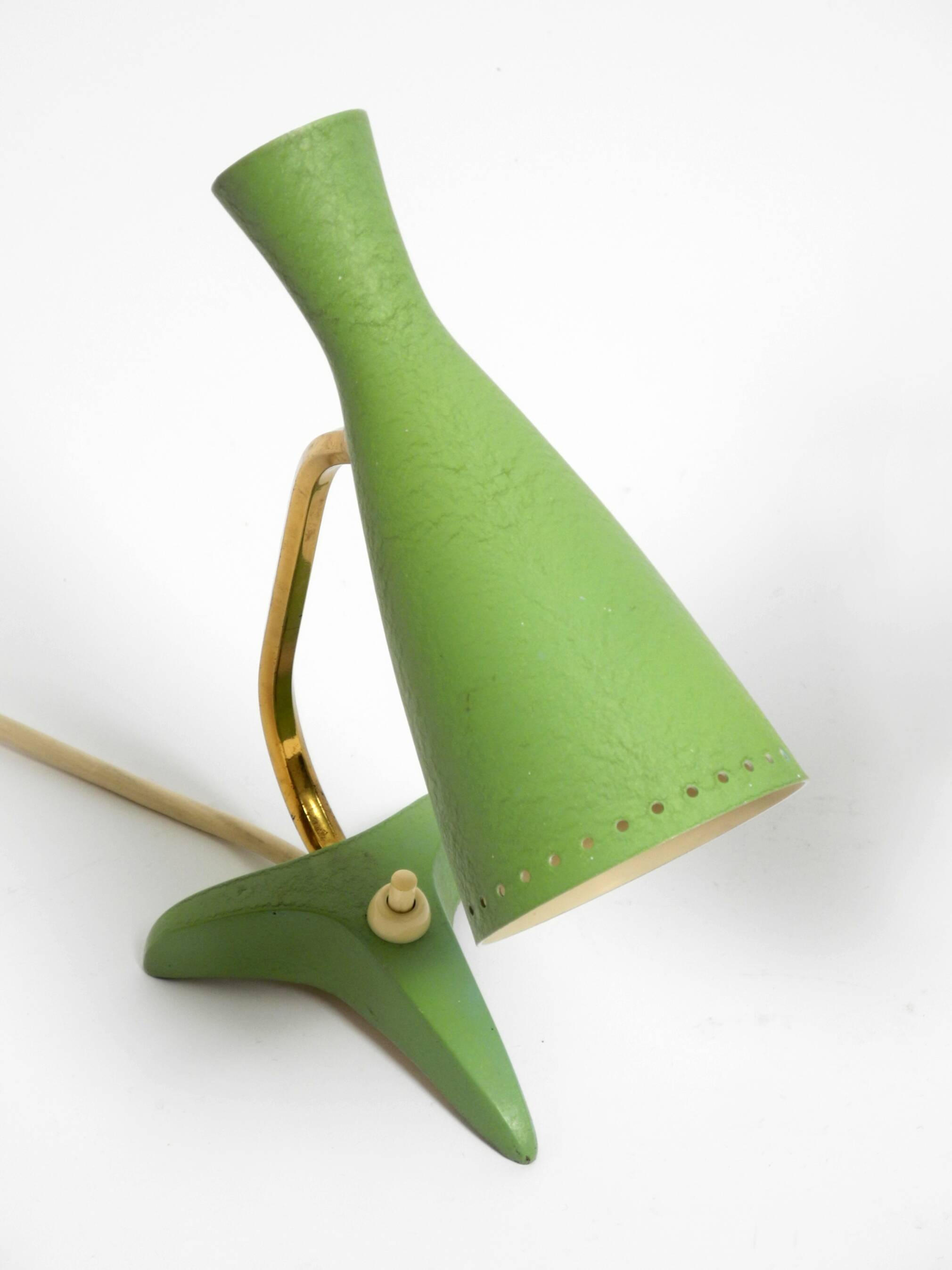 Pair of beautiful green Mid Century Modern Diabolo crow's foot table lamps