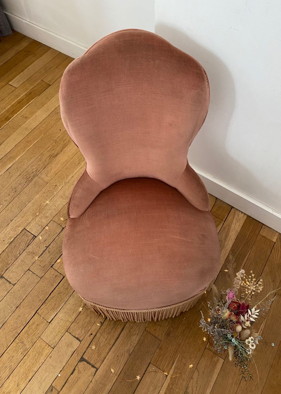 Fauteuil crapaud chauffeuse vieux rose
