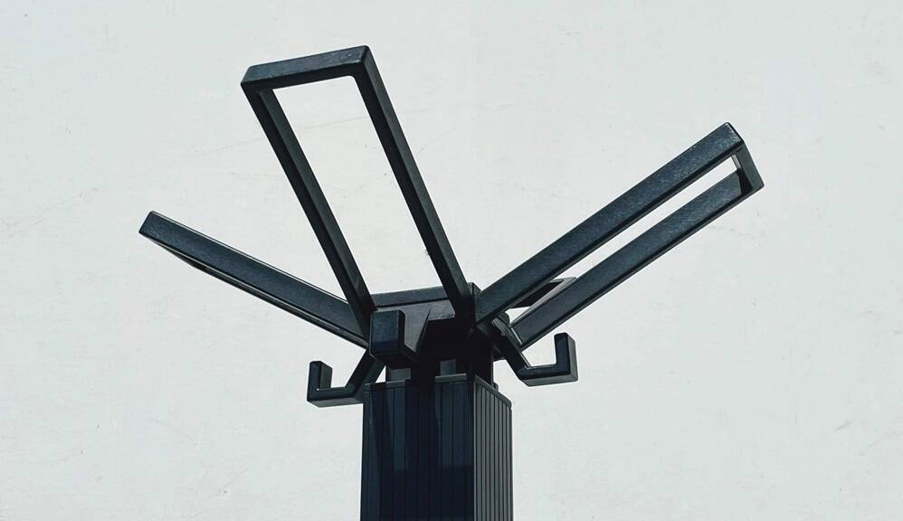 Coat rack Kartell by Michele De Lucchi & Tadao Takaichi. Vintage 90s