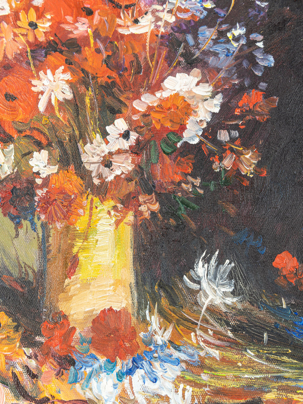 Mid-Century Bouquet of Flowers, Oil on Canvas, 33 x 43 cm