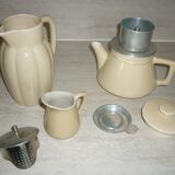 Coffee maker, teapot