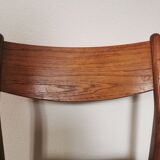 Suite of 4 Scandinavian style chairs