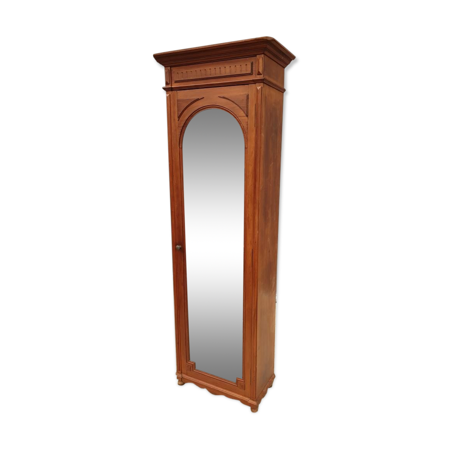 Showcase slender library louis XVI style