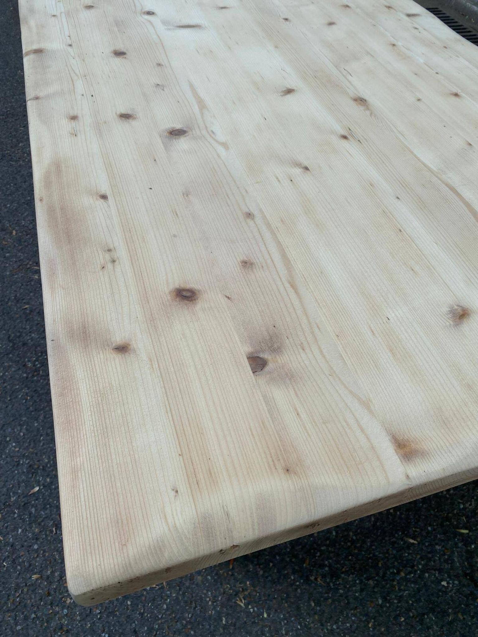 Grande table de ferme monastère décapée en bois brut extensible 200 à 300cm