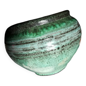 Accolay pottery. Vintage ceramics.