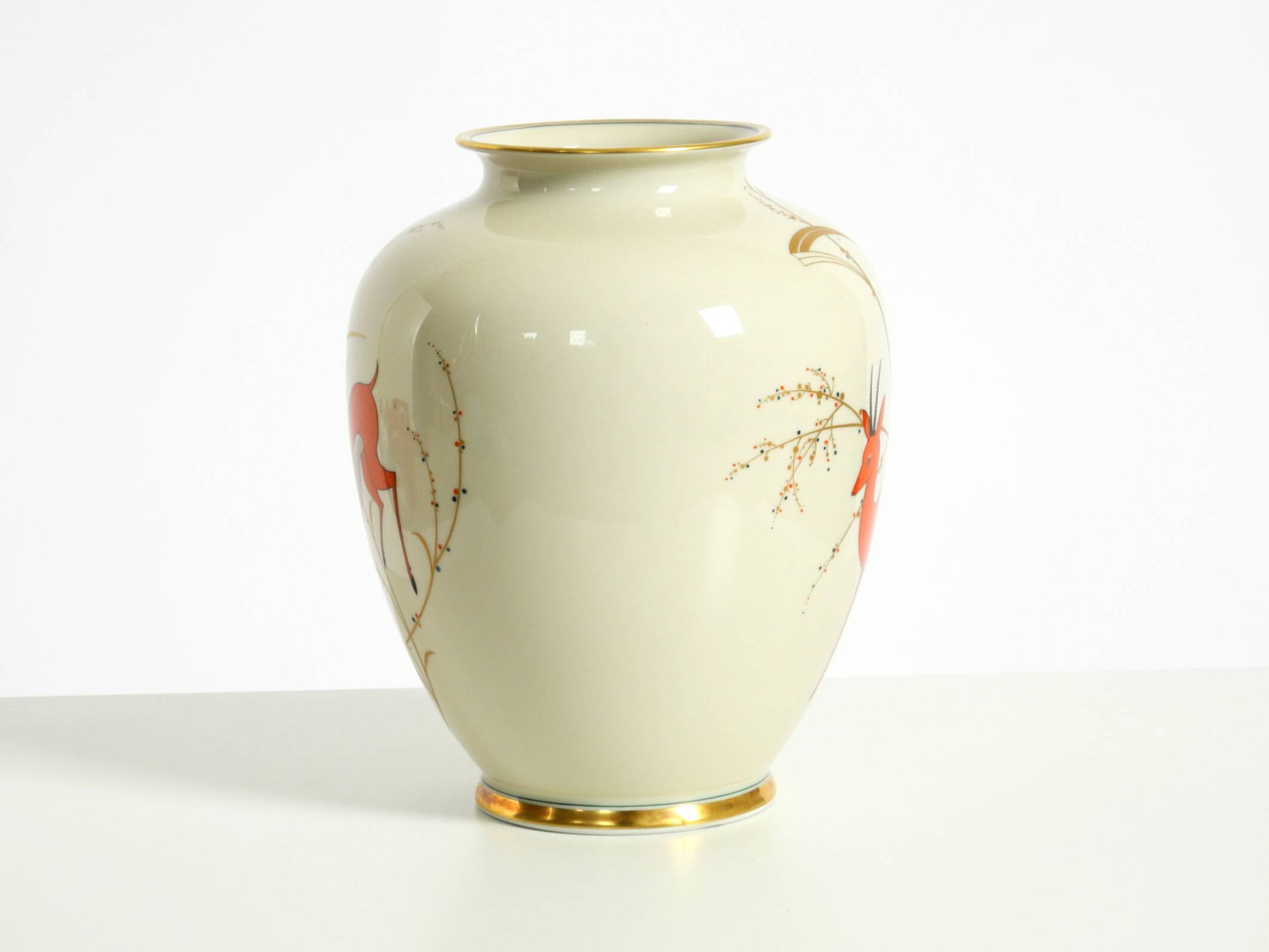 40s porcelain vase with handpainted wildlife motifs from PMR Bavaria Jaeger