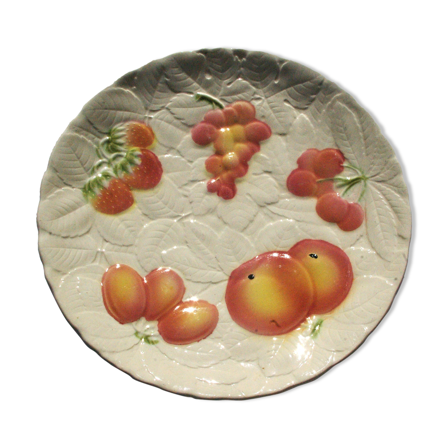 Vintage dish in Salins Slurry decorated with fruit