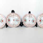 Set of 4 antique Arita porcelain plates