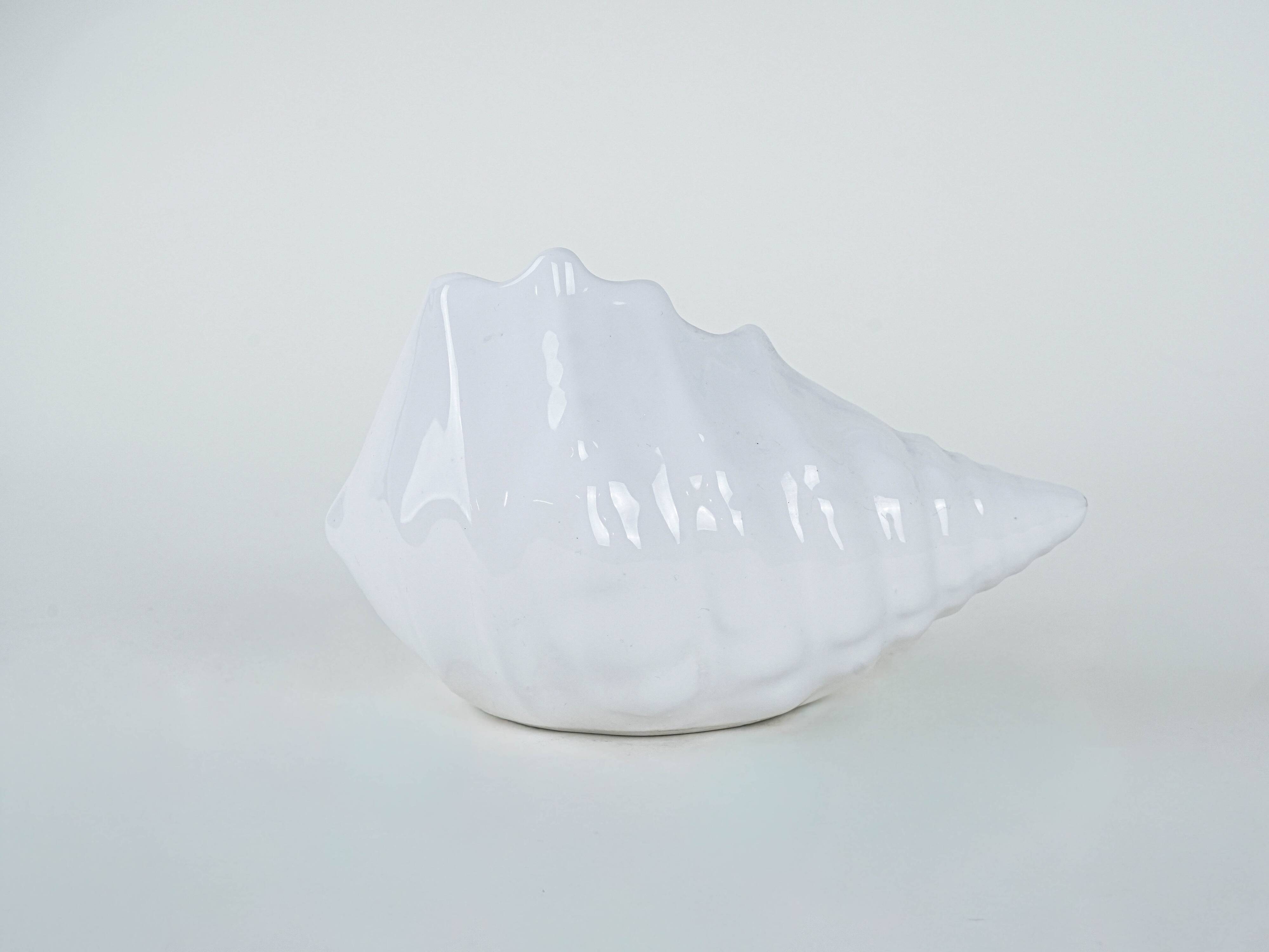 Ceramic seashell, Italian design, 1970s, manufactured in Italy