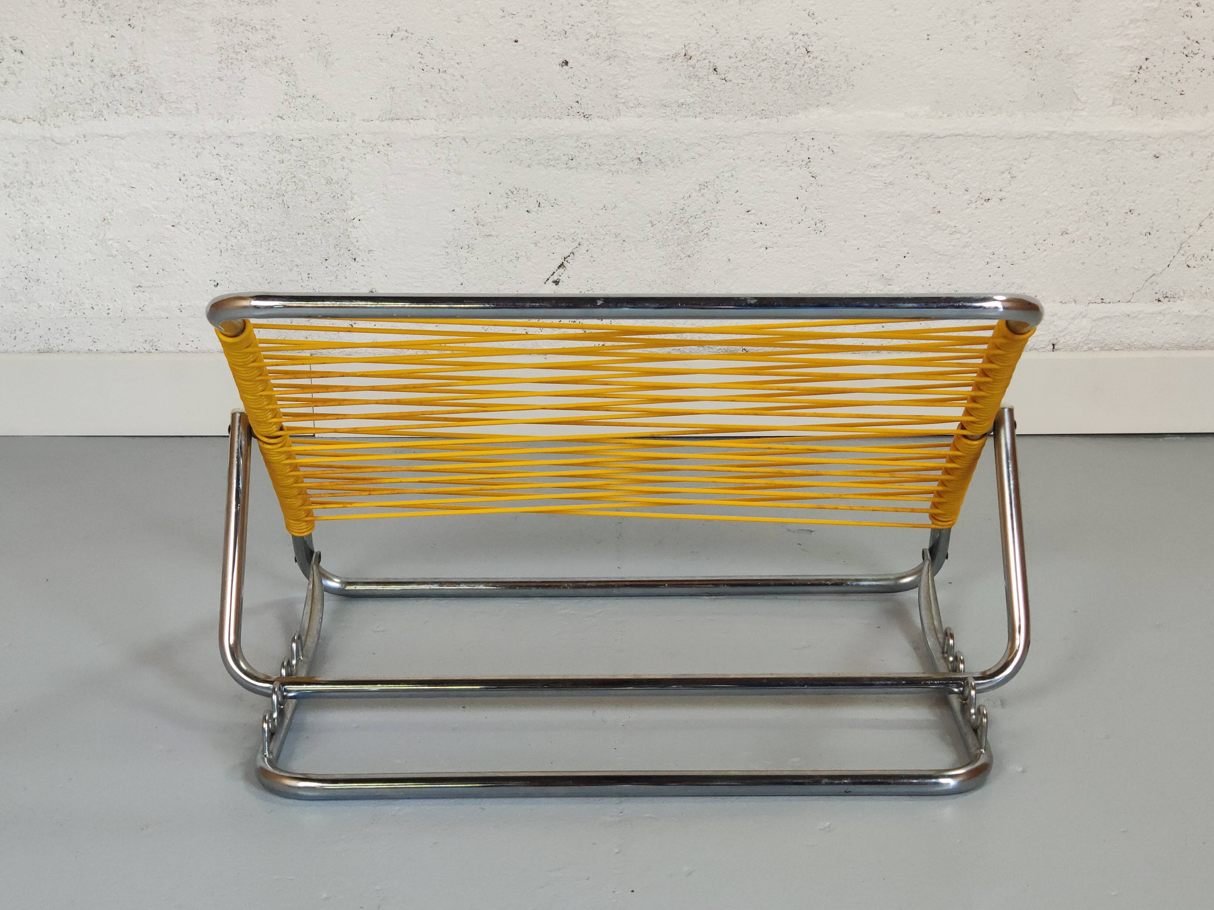Yellow scoubidou head rest and vintage chrome metal