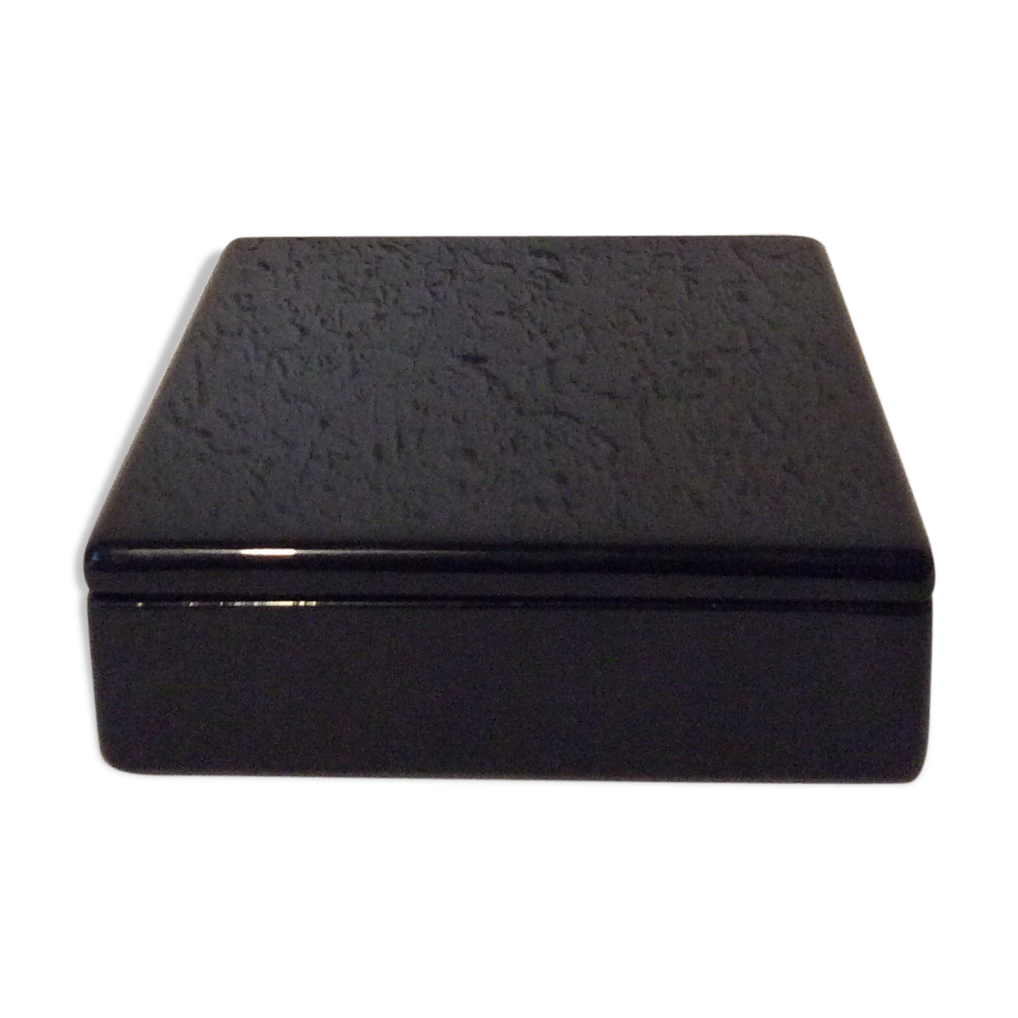 Vintage black lace-up box