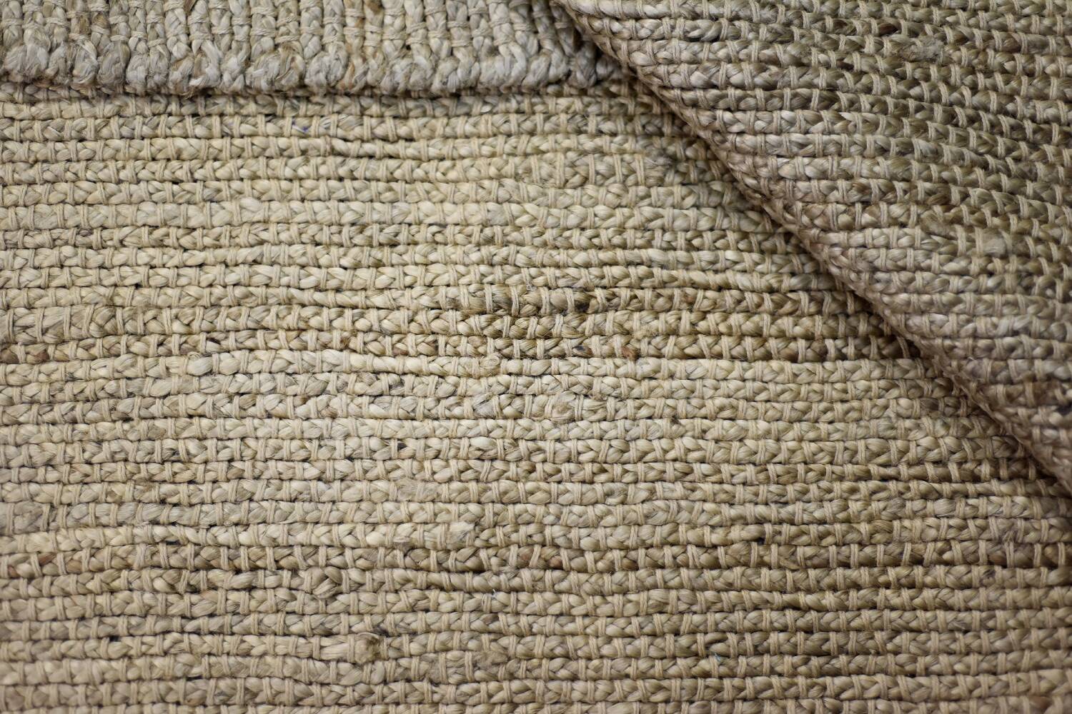 Flat-woven jute Indian rug, 1970s