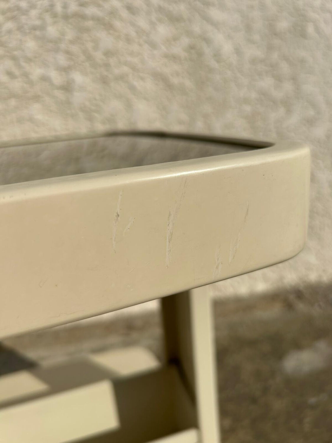 Vintage bar table / dessert