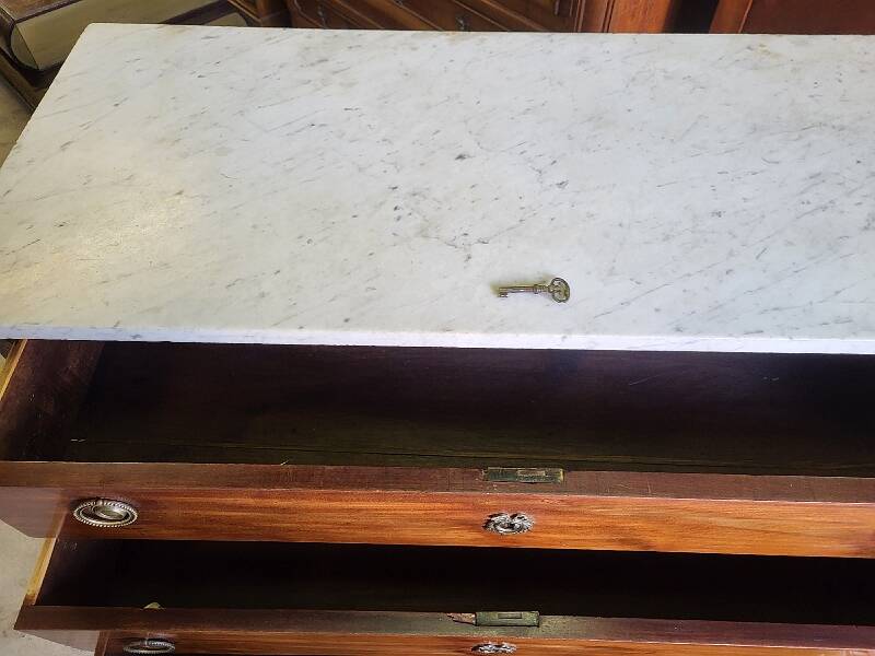 Louis xvi style mahogany 3-drawer chest of 19th century