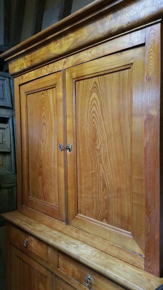 Buffet two bodies in Elm