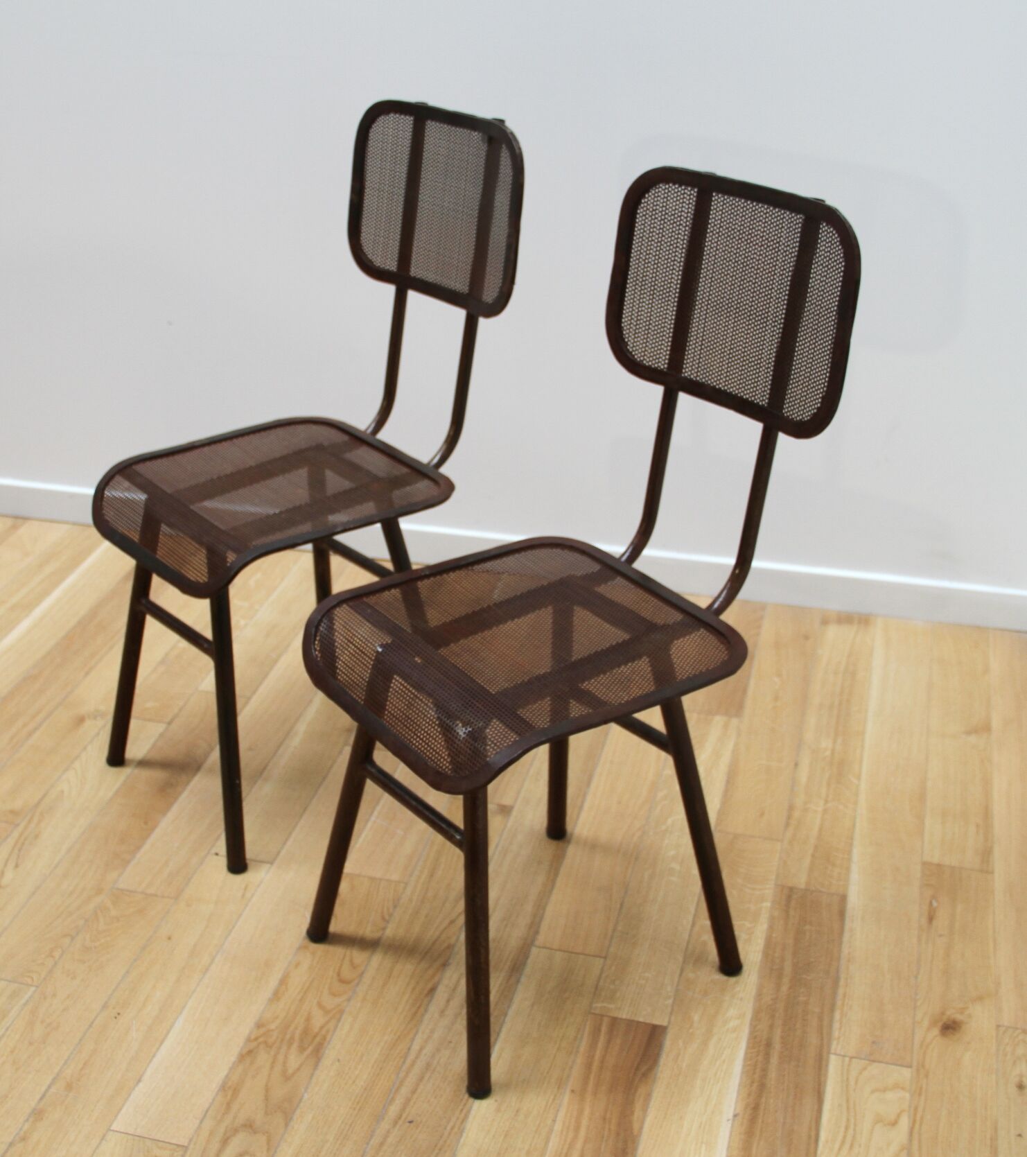 Chaise Hoffa Chair, Go Home