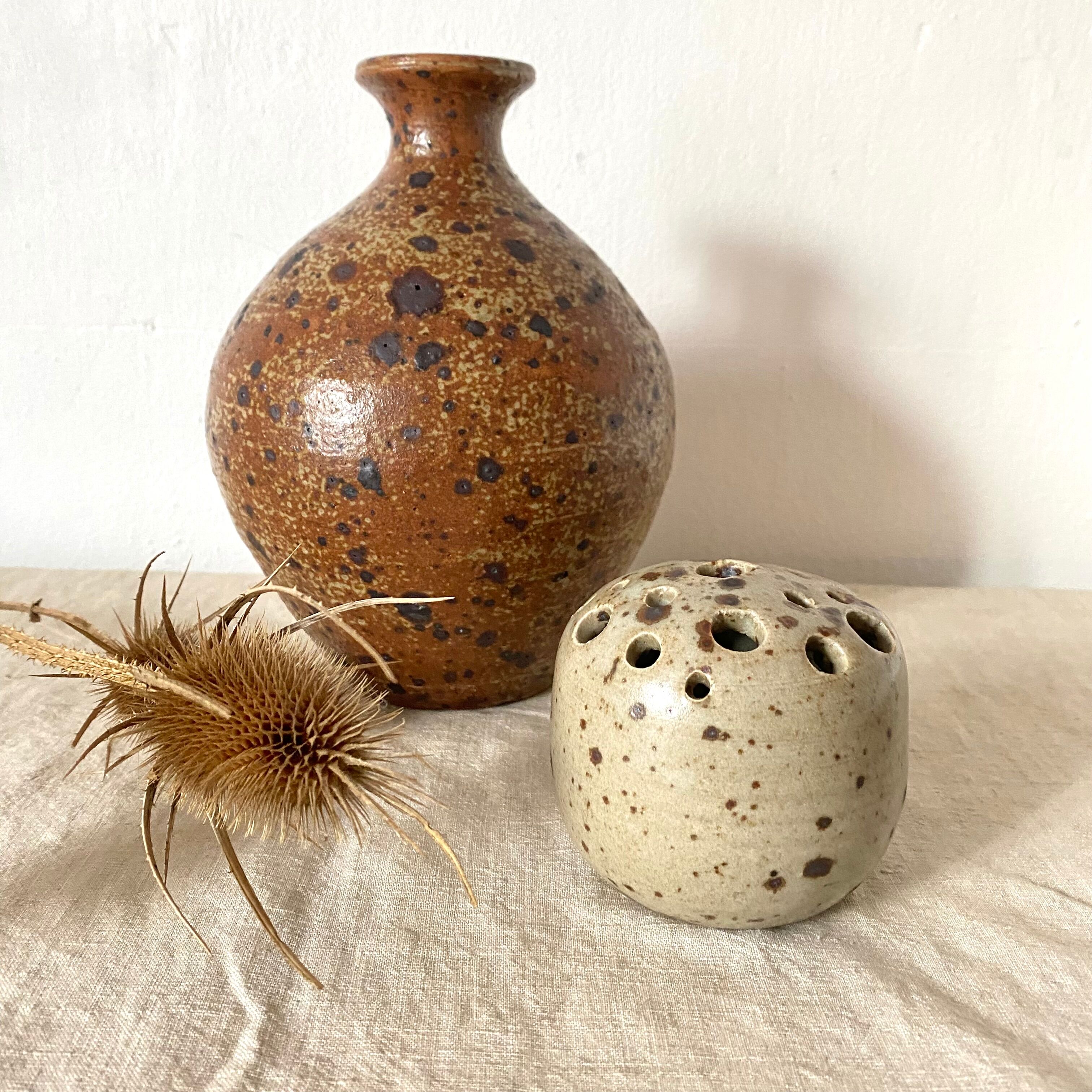 Pique flowers in vintage stoneware