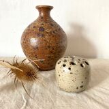 Pique flowers in vintage stoneware
