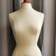 Mannequin vintage "buste de femme sur pied"