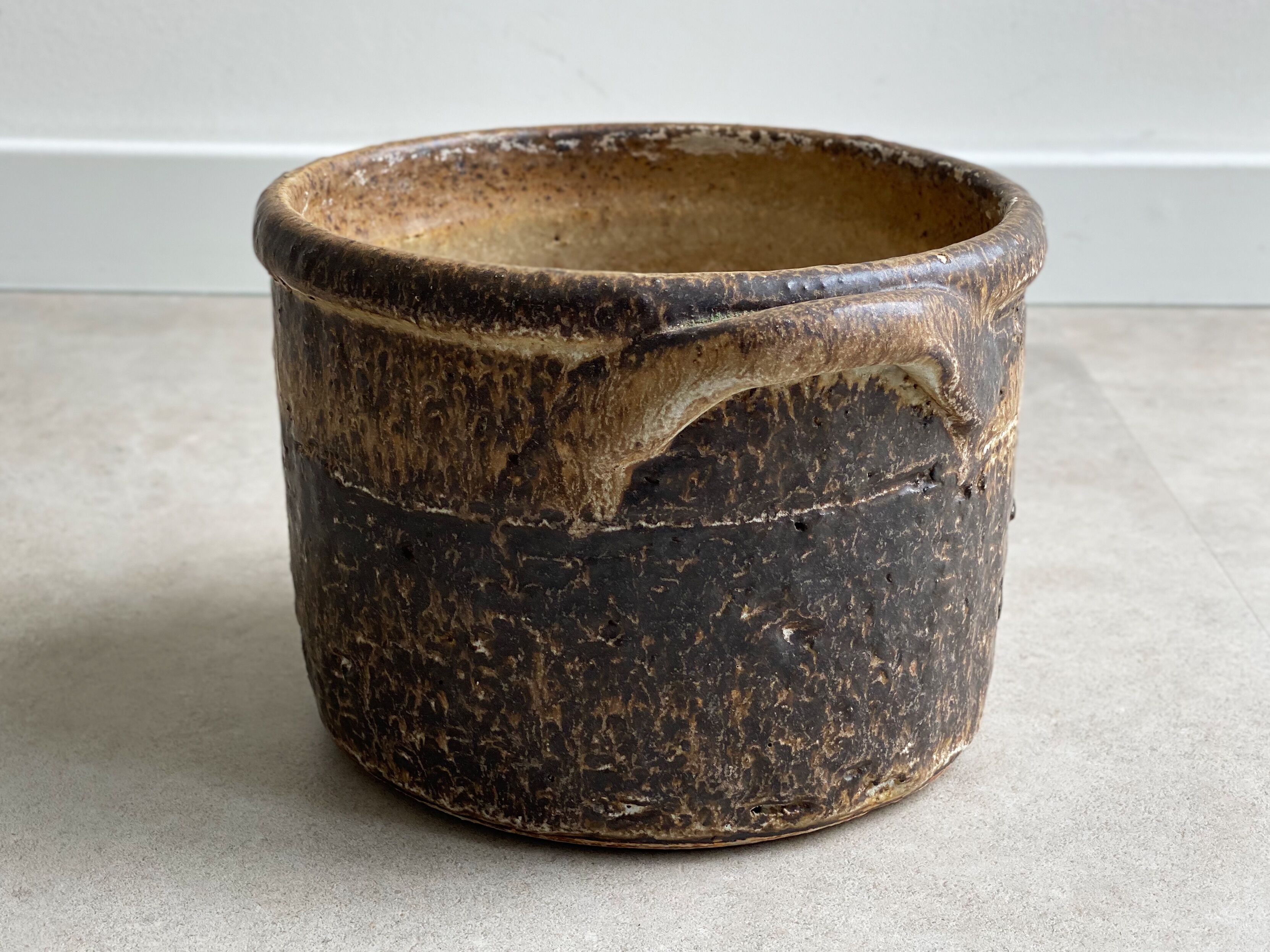 Mid Century brown ceramic planter / flower pot