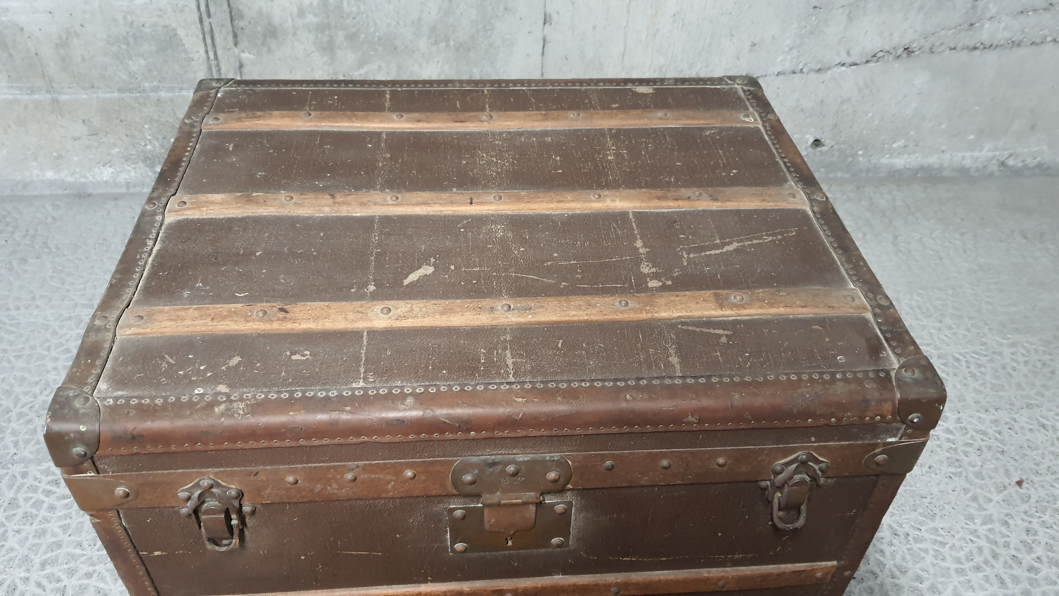 Travel trunk "Moynat"