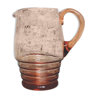 Pichet en verre rose type Rosaline
