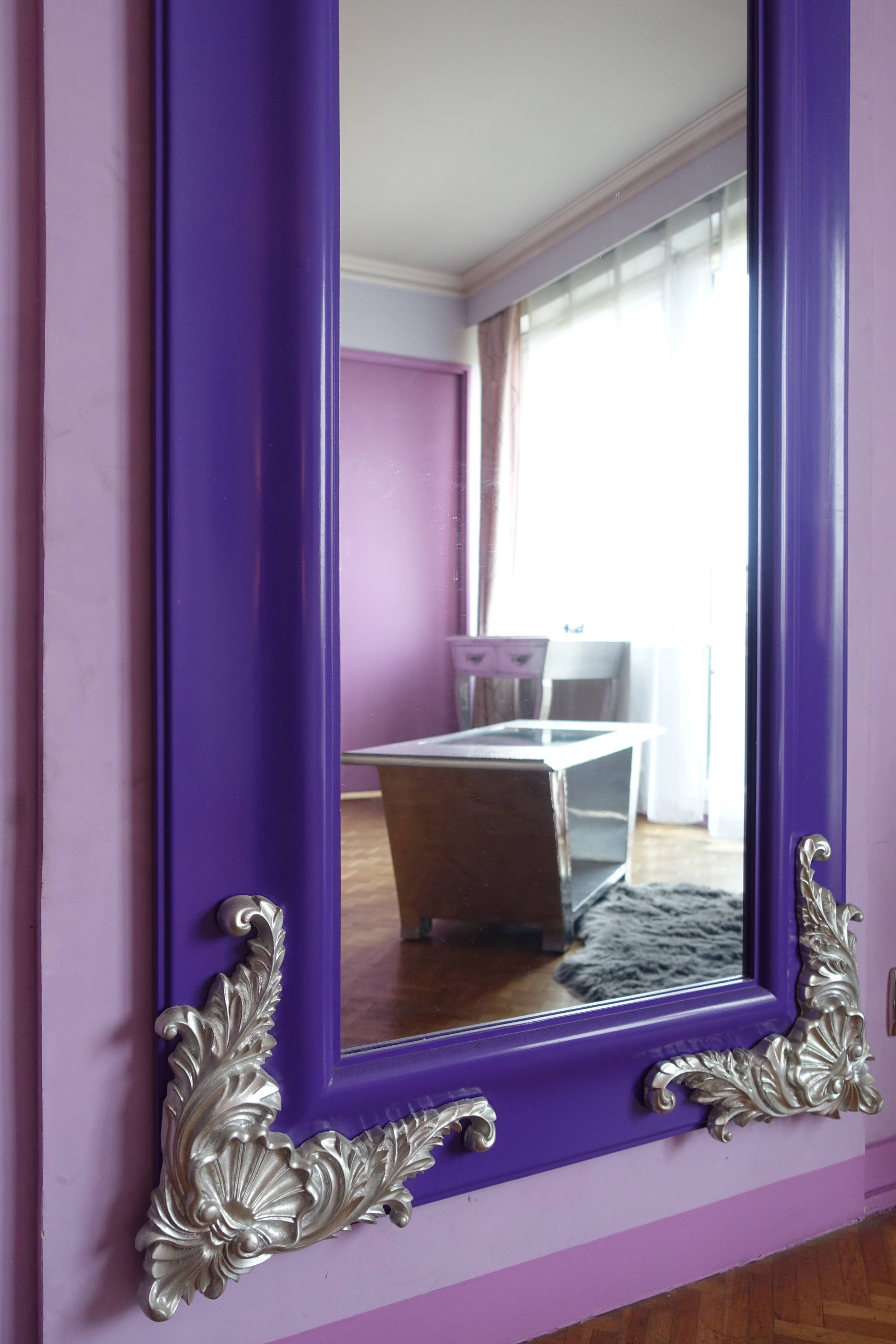 Large Venetian-style purple Italian mirror