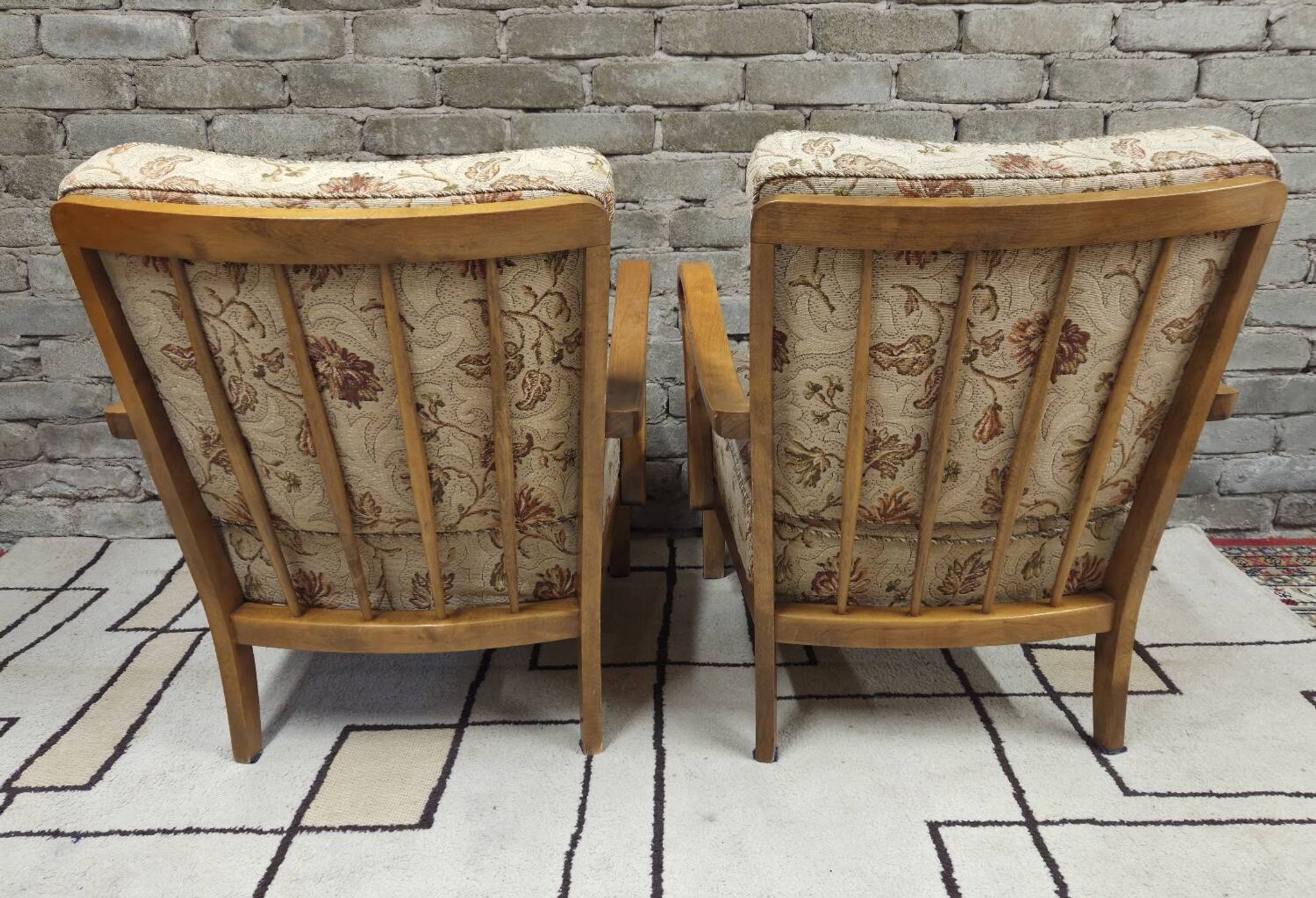 Pair of vintage Scandinavian armchairs from the 60s-70s.