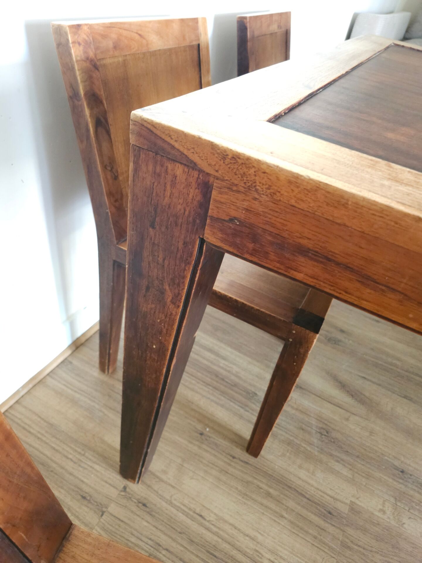 Rustic-Chic vintage design table