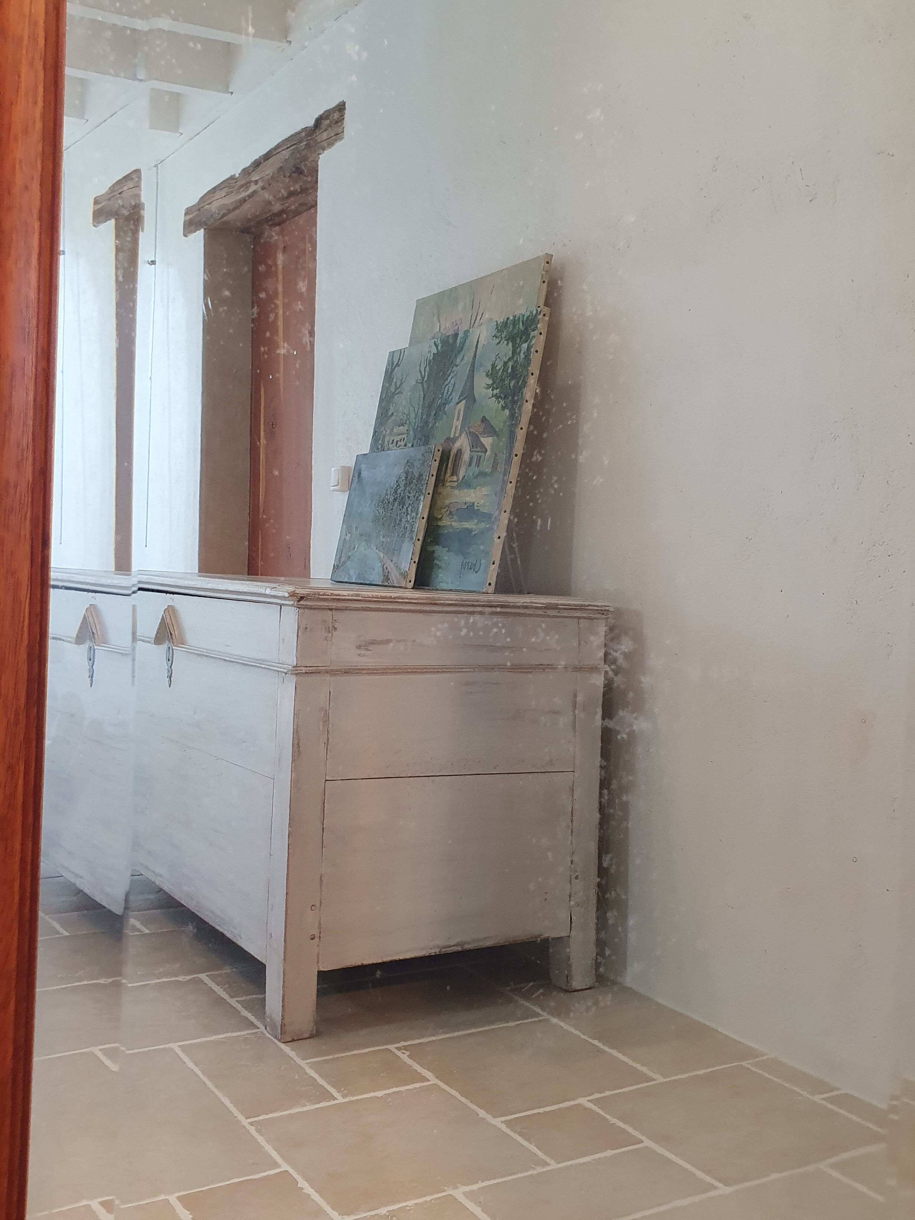 Armoire