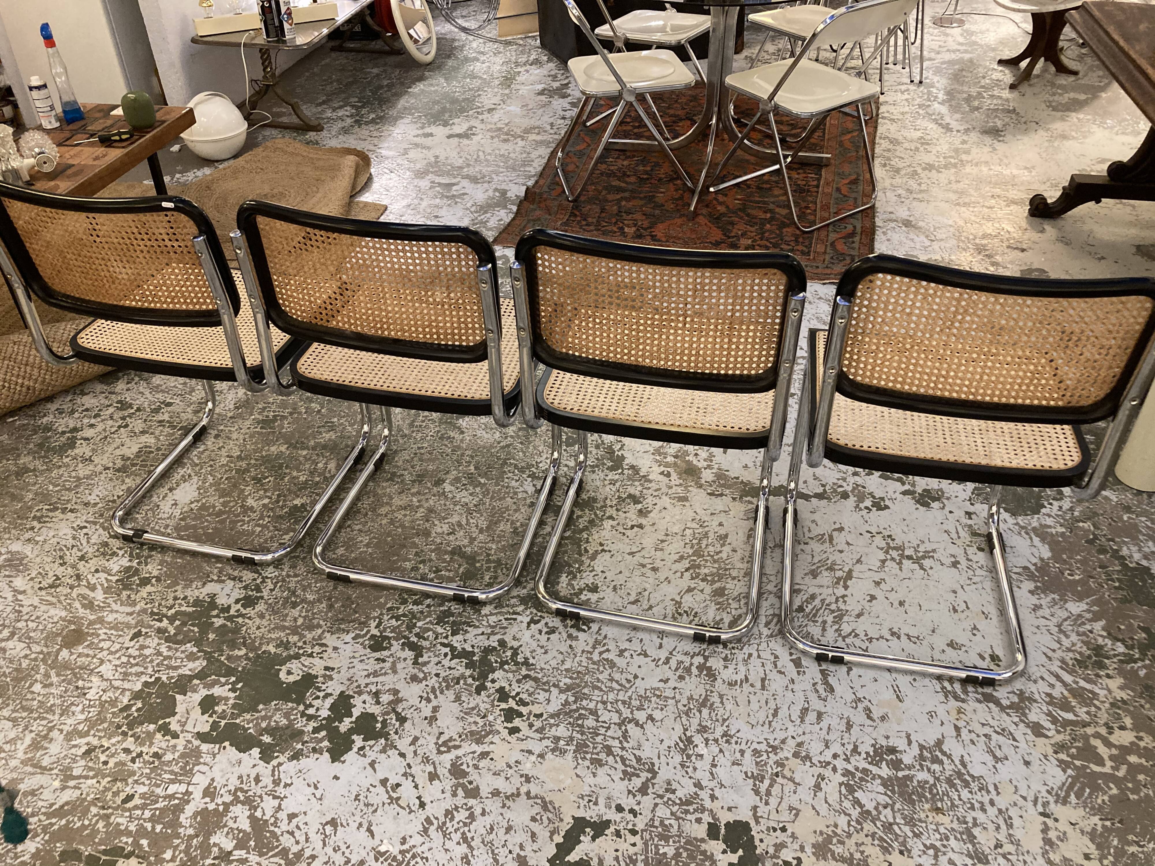 Series of 4 chairs B32 Cesca de Breuer