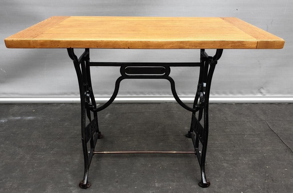 Bistro table 1900 afrana anthime eliot