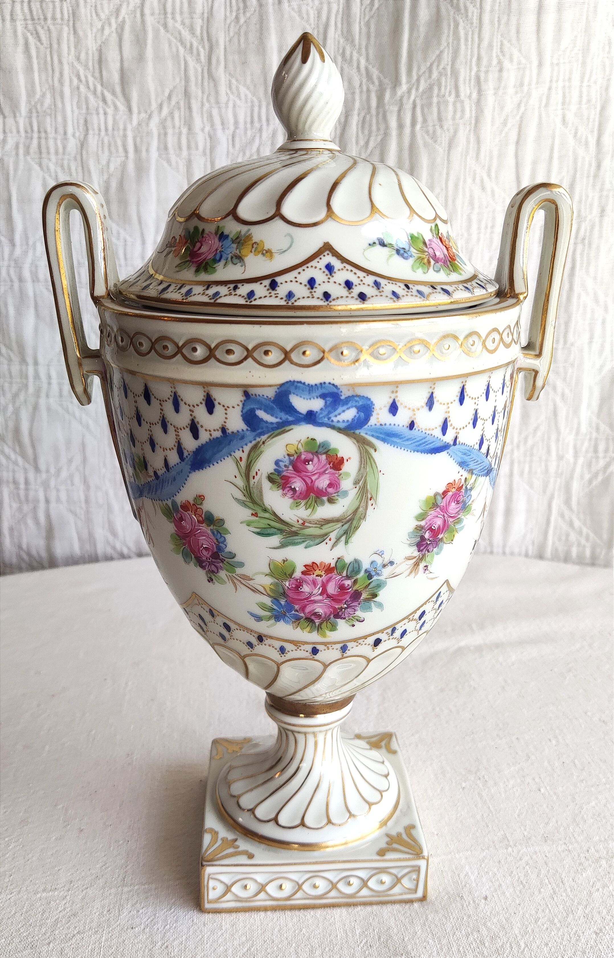 Covered Sèvres porcelain vase
