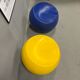 Paire de ball chairs yellow & blue