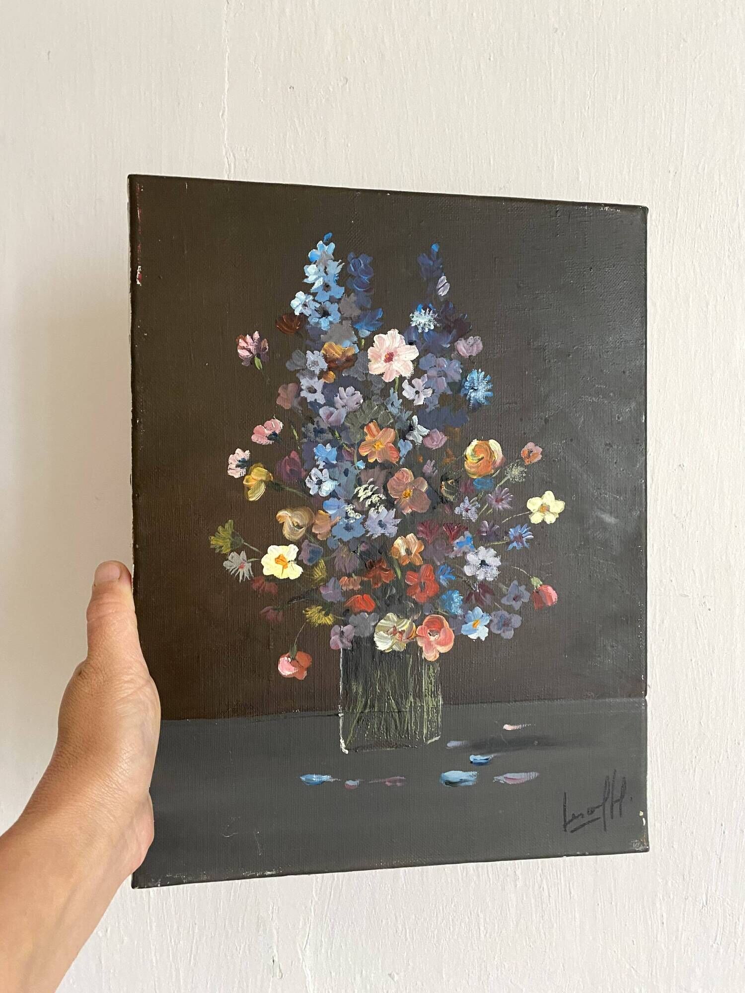 Painting on canvas bouquet of flowers signed 35 X27