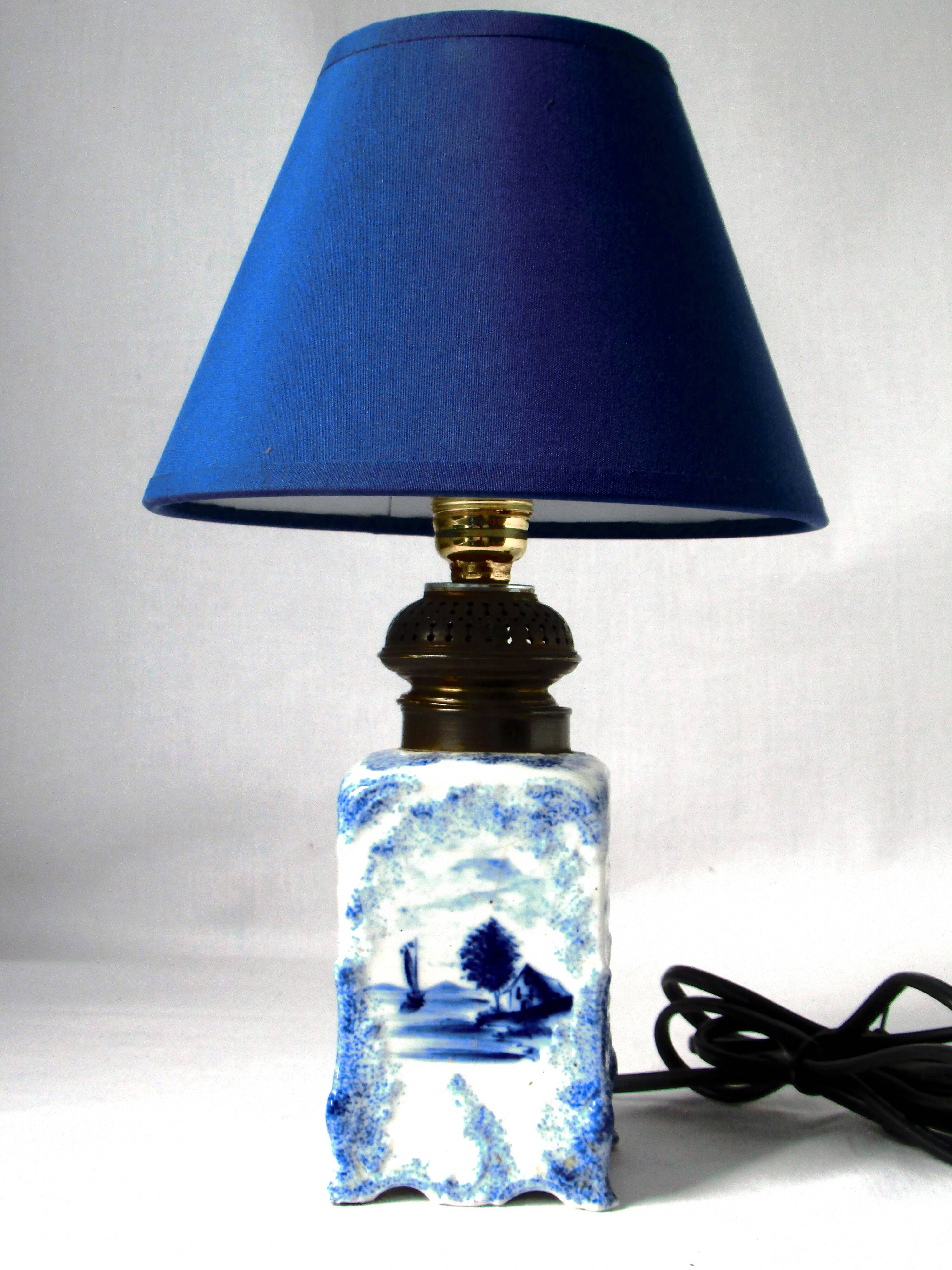 Bedside lamp