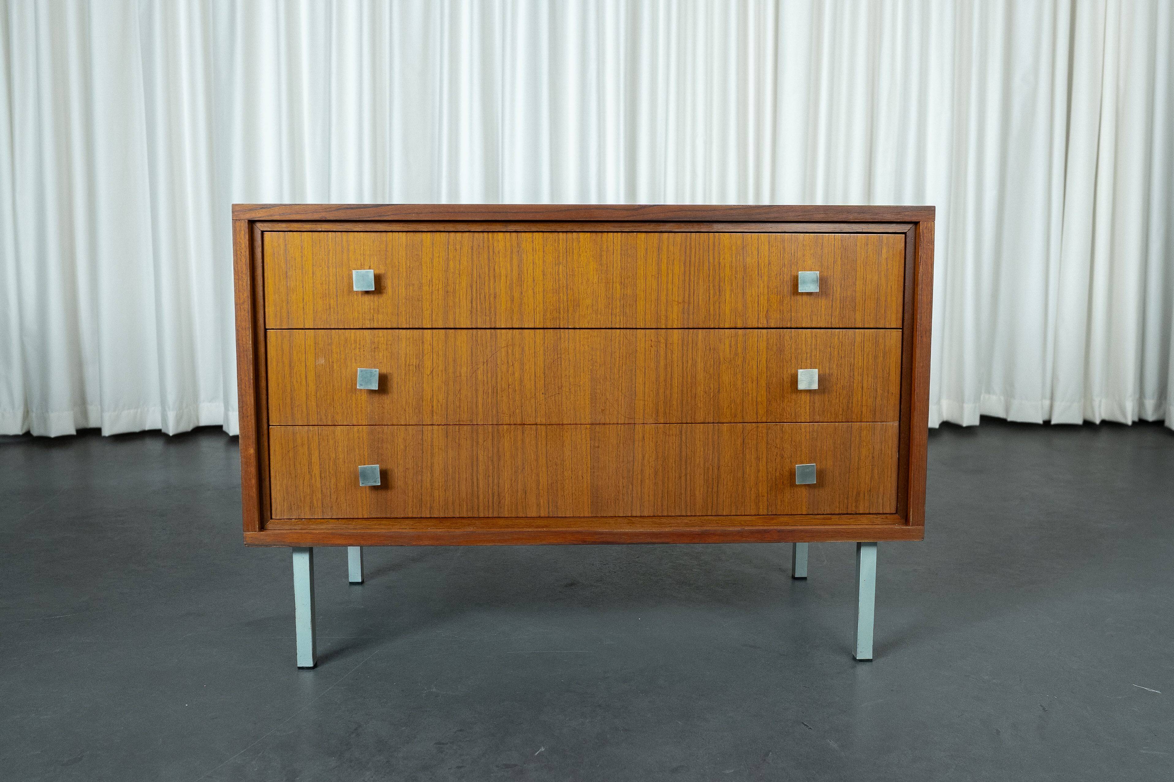 Commode Mid Century