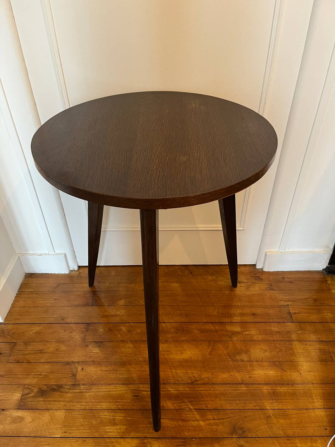 Table d'appoint en bois trépied