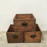 Batch of 3 wooden crates with handles
