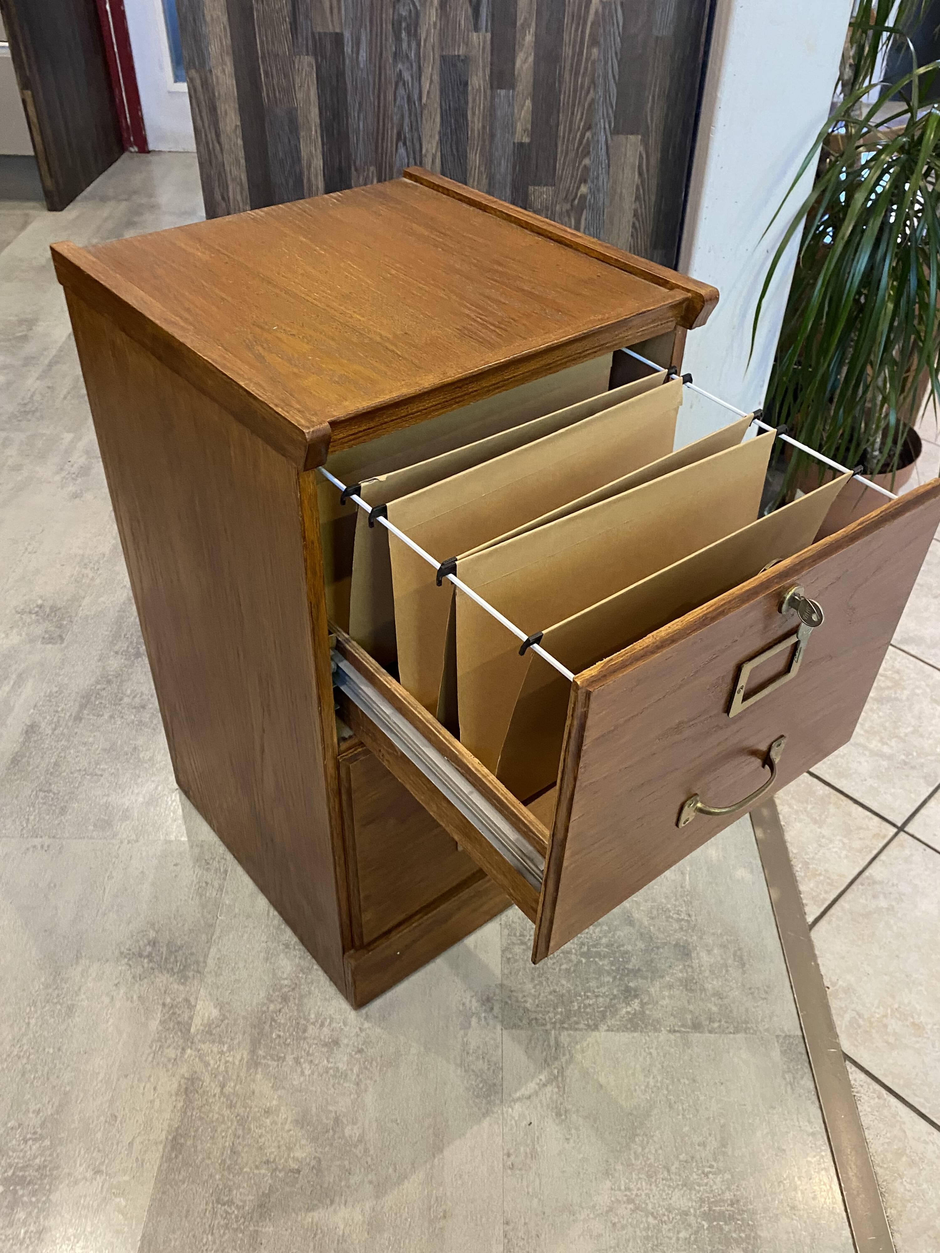 Furniture n2 for administrative storage, filing cabinet for hanging files.